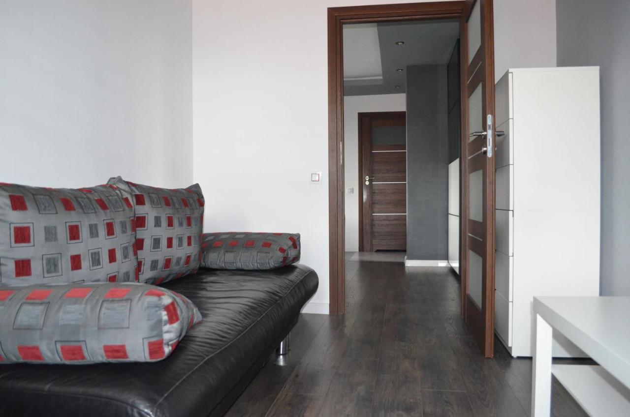 Apartment City Center - Free Parking - Easy Check-In Chorzów Dış mekan fotoğraf